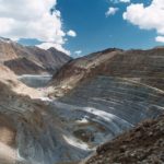 Mineras aún resisten impacto de las protestas, pero están atentas