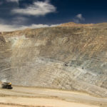 Trabajadores rechazan debate sobre privatizar chilena Codelco; amenazan con paralización